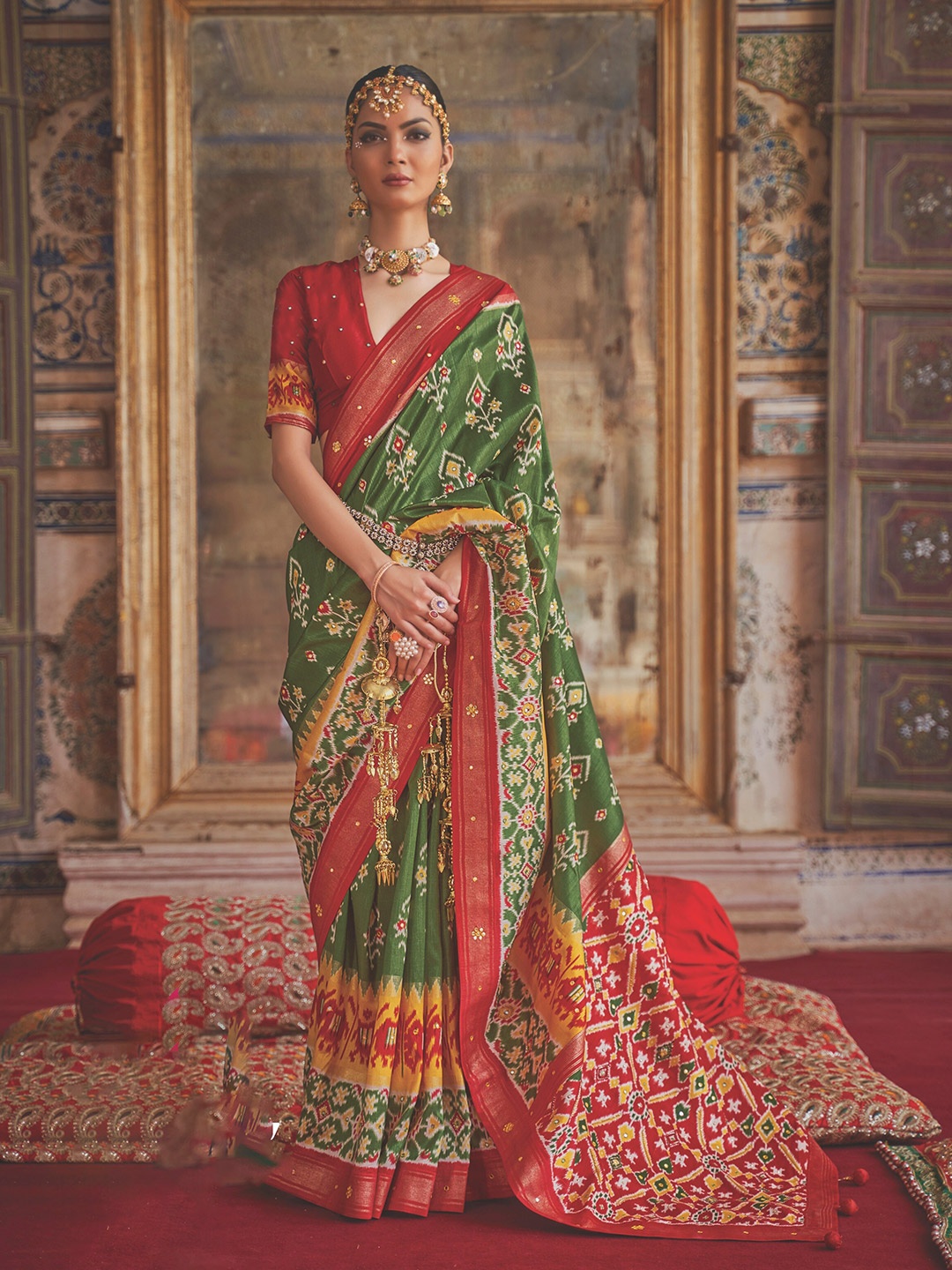 

elora Ethnic Motifs Printed Zari Pure Silk Pochampally Saree, Green