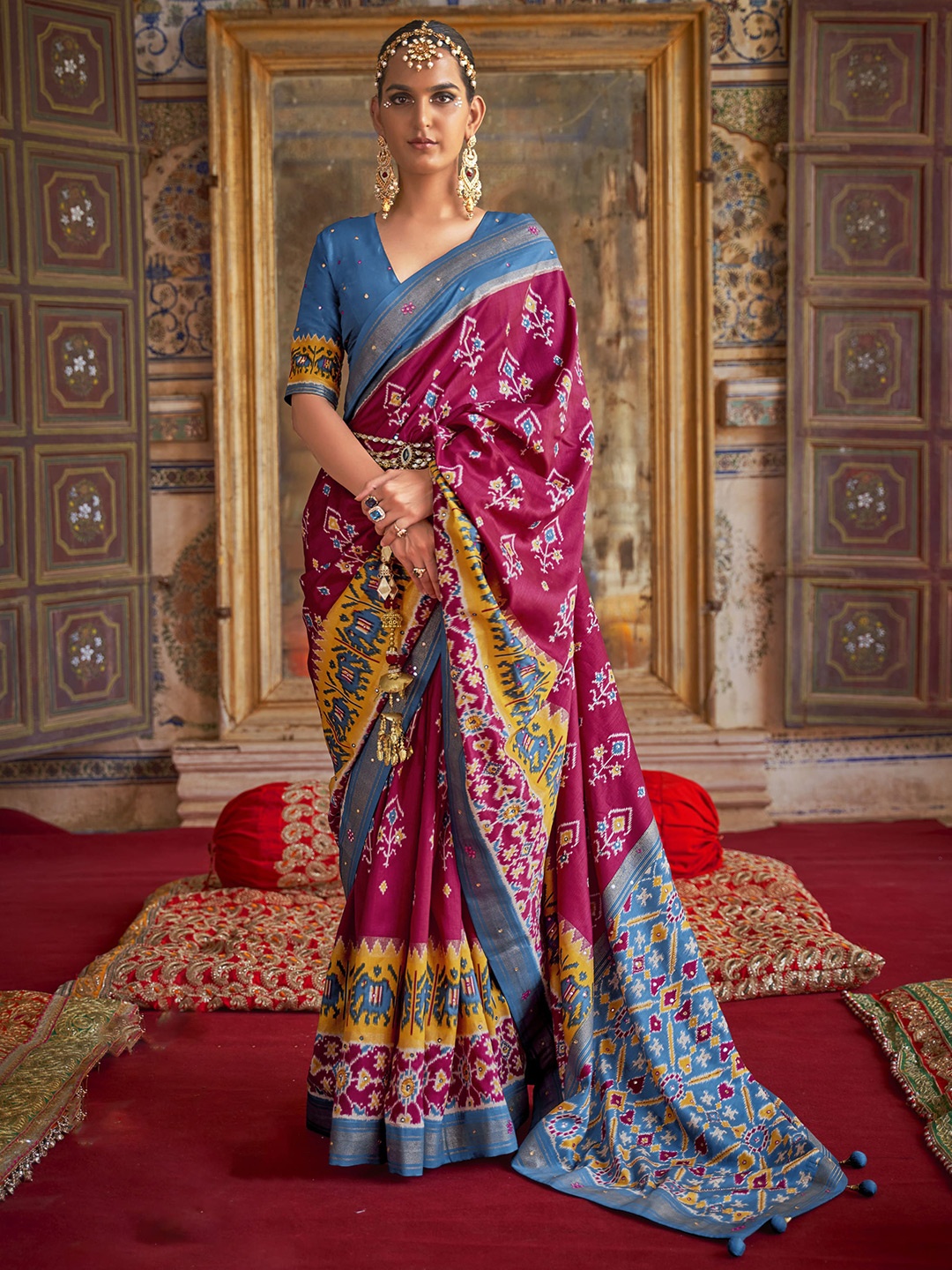 

elora Ethnic Motifs Printed Zari Pure Silk Pochampally Saree, Pink