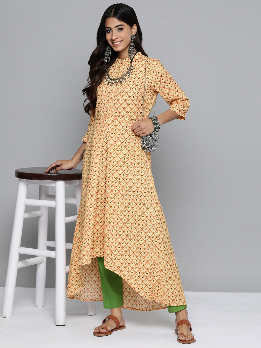 

HERE&NOW Abstract Printed Mandarin Collar Kurta, Mustard