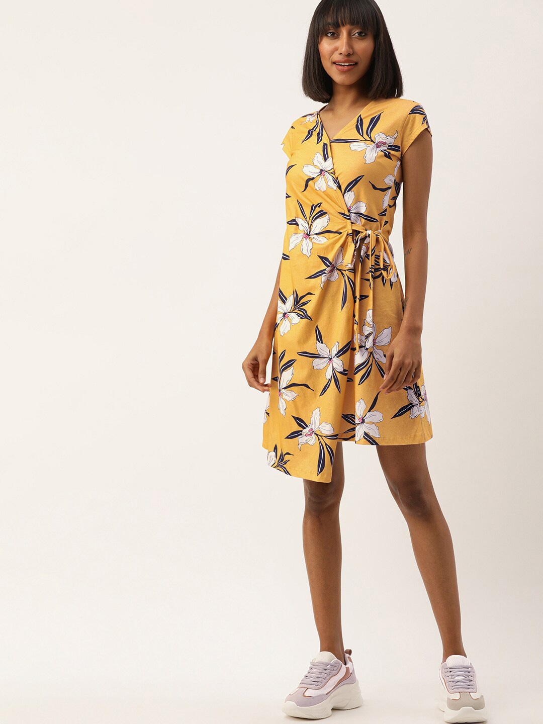 

Mast & Harbour Mustard Yellow & White Floral Printed Pure Cotton Wrap Dress