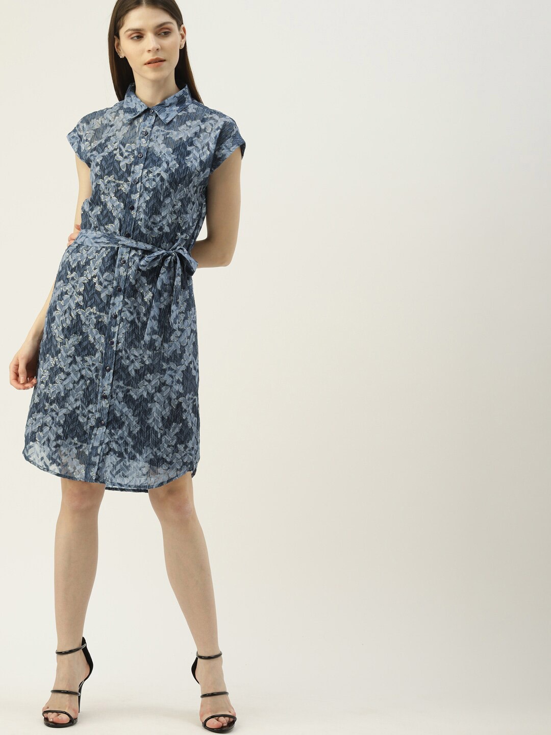 

Mast & Harbour Blue & Grey Floral Printed Shirt Dress