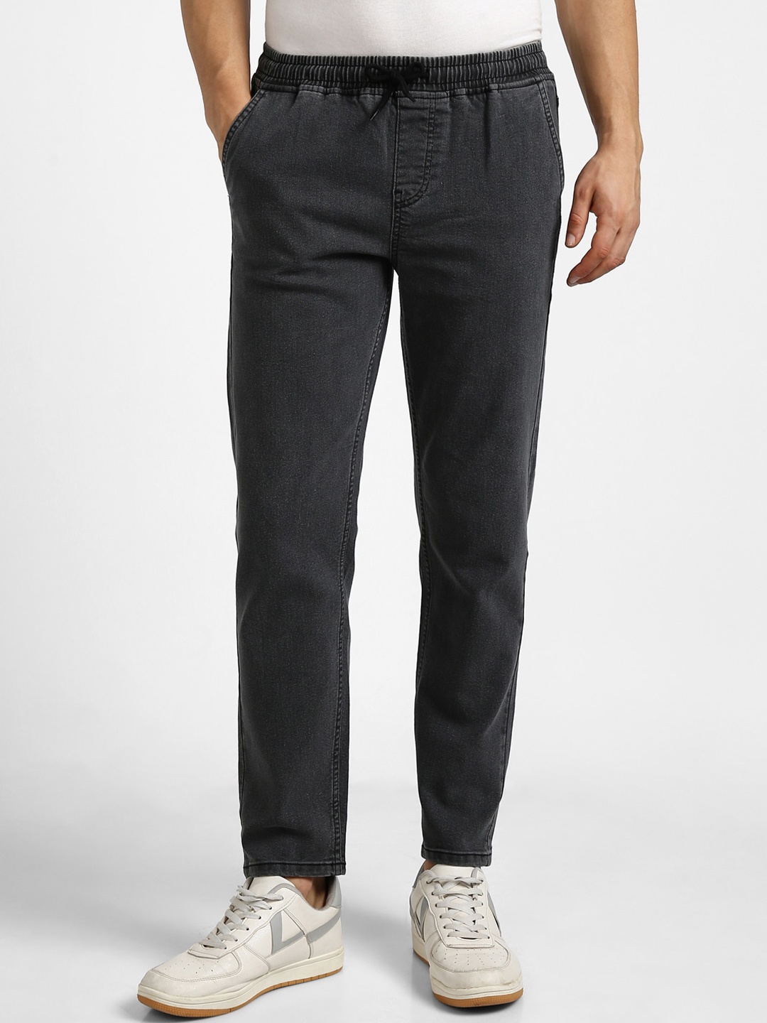 

Urbano Fashion Men Regular Fit Washed Stretchable Jeans, Grey