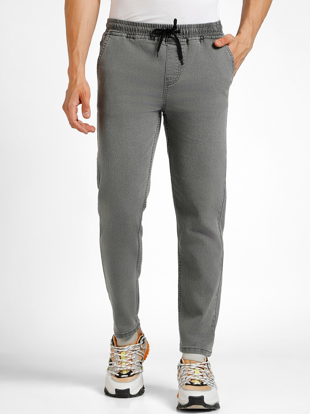 

Urbano Fashion Men Mid-Rise Stretchable Jeans, Grey