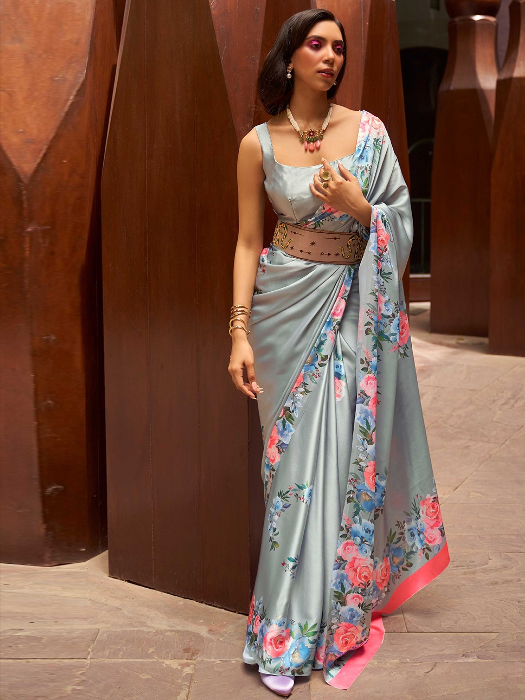 

Mitera Grey & Pink Floral Printed Satin Saree