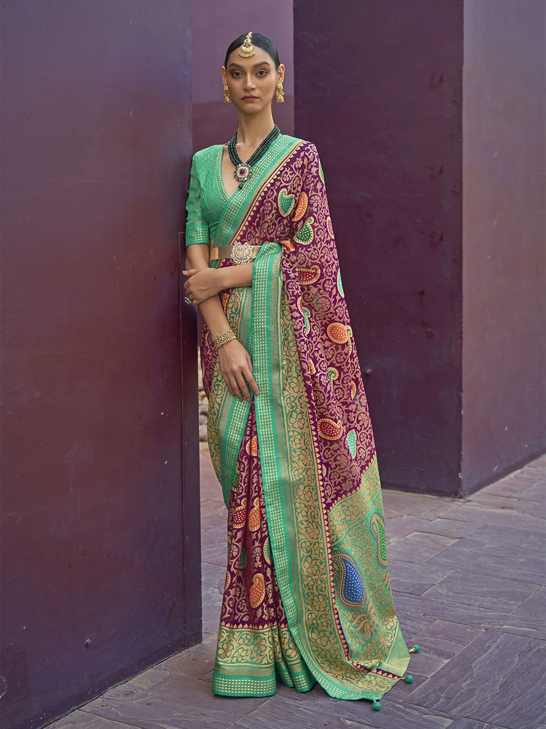 

elora Maroon & Green Woven Design Zari Pure Silk Bandhani Saree