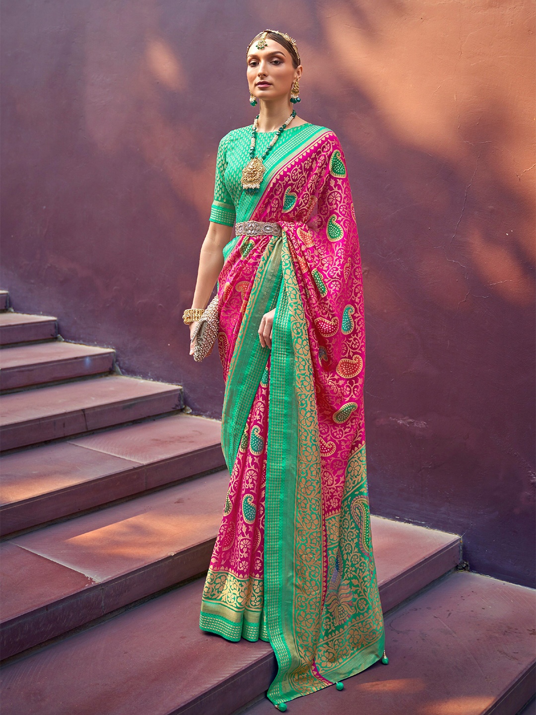 

elora Pink & Green Paisley Zari Pure Silk Bandhani Saree