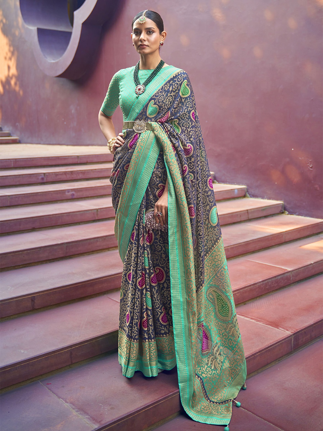 

elora Navy Blue & Green Paisley Zari Pure Silk Bandhani Saree