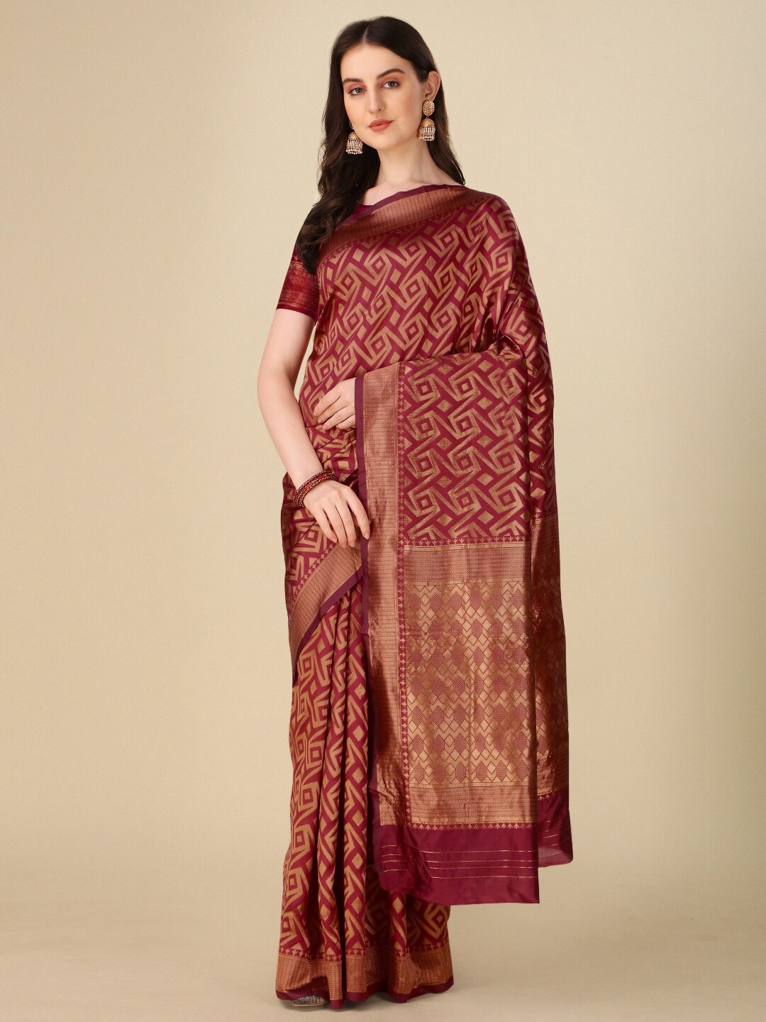 

AVANTIKA FASHION Geometric Woven Design Zari Pure Silk Kanjeevaram Saree, Maroon