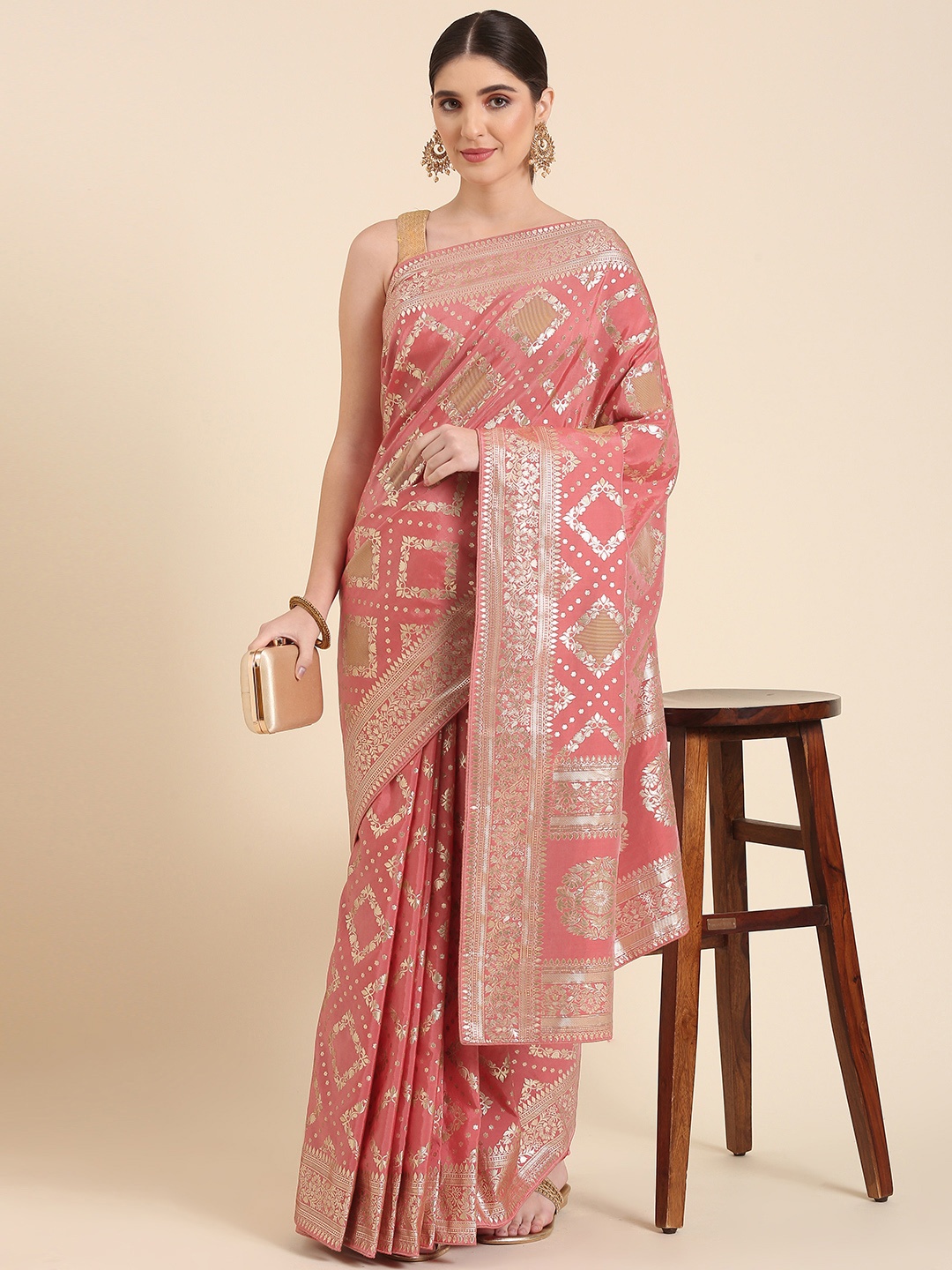 

AYKA CLOTHINGS Woven Design Ethnic Motifs Zari Saree, Peach