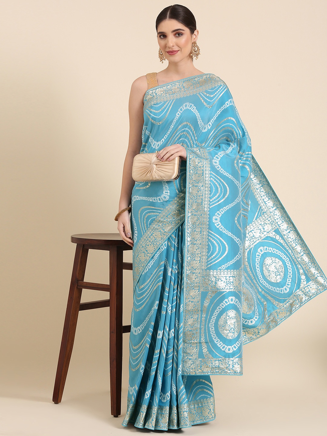 

AYKA CLOTHINGS Woven Design Zari Saree, Blue