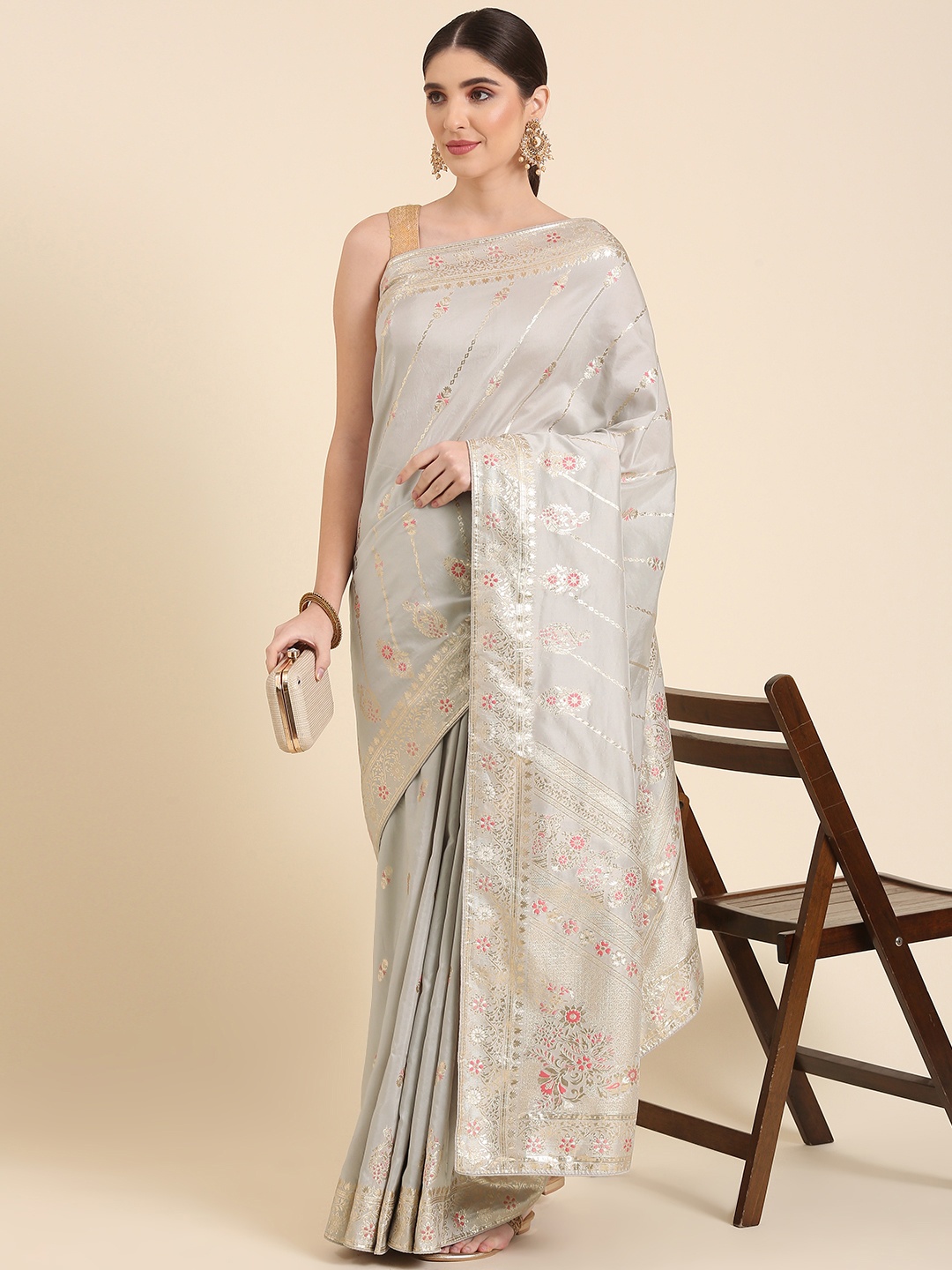 

AYKA CLOTHINGS Woven Design Ethnic Motifs Zari Saree, Silver