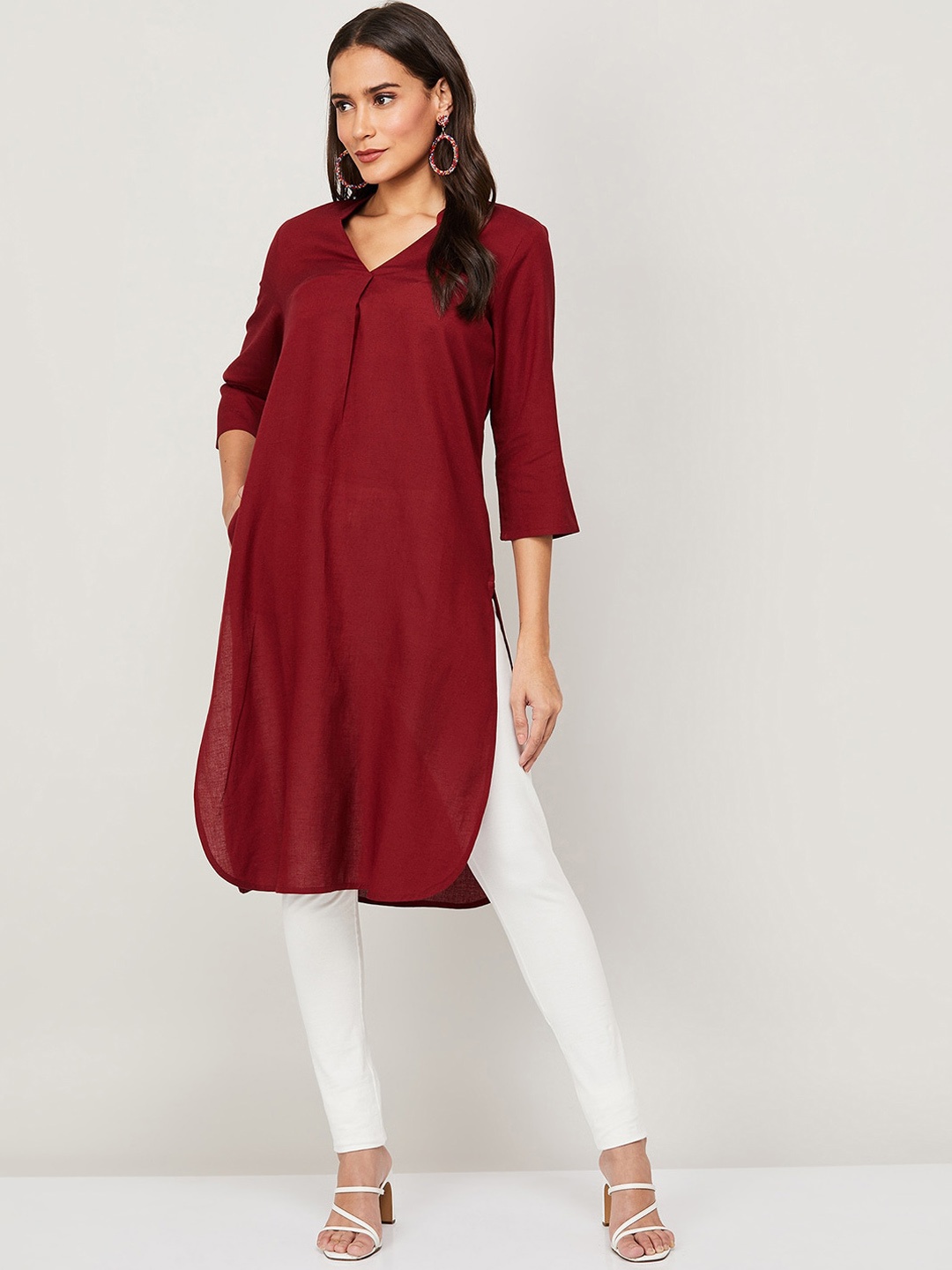 

Melange by Lifestyle Mandarin Collar Pathani Kurta, Maroon