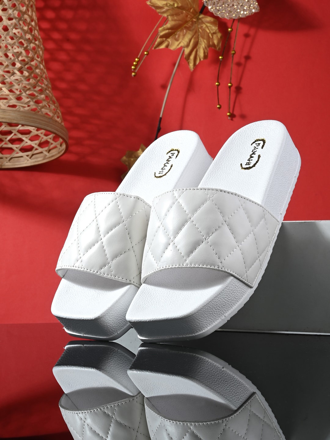 

PANAHI Stitch Detail Flatform Heels, White