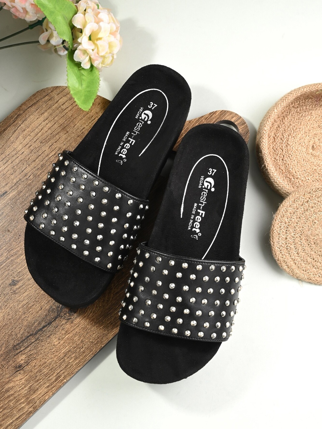 

FRESH 1947 FEET Embellished Open Toe Flats, Black