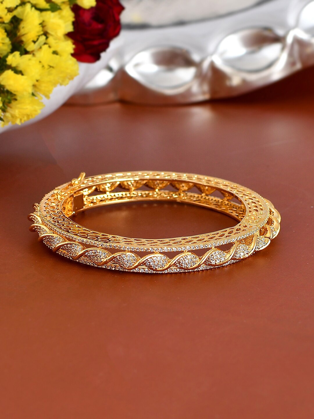 

Voylla Gold-Plated & CZ-Studded Bangle