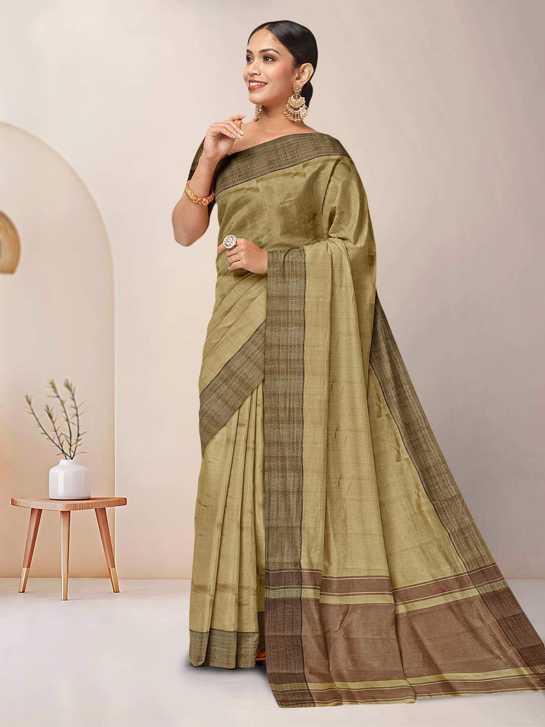 

Kalamandir Silk Blend Saree, Beige