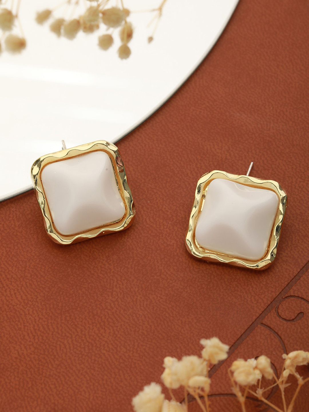 

PRITA BY PRIYAASI Rocky White Block Gold-Plated Stud Earrings