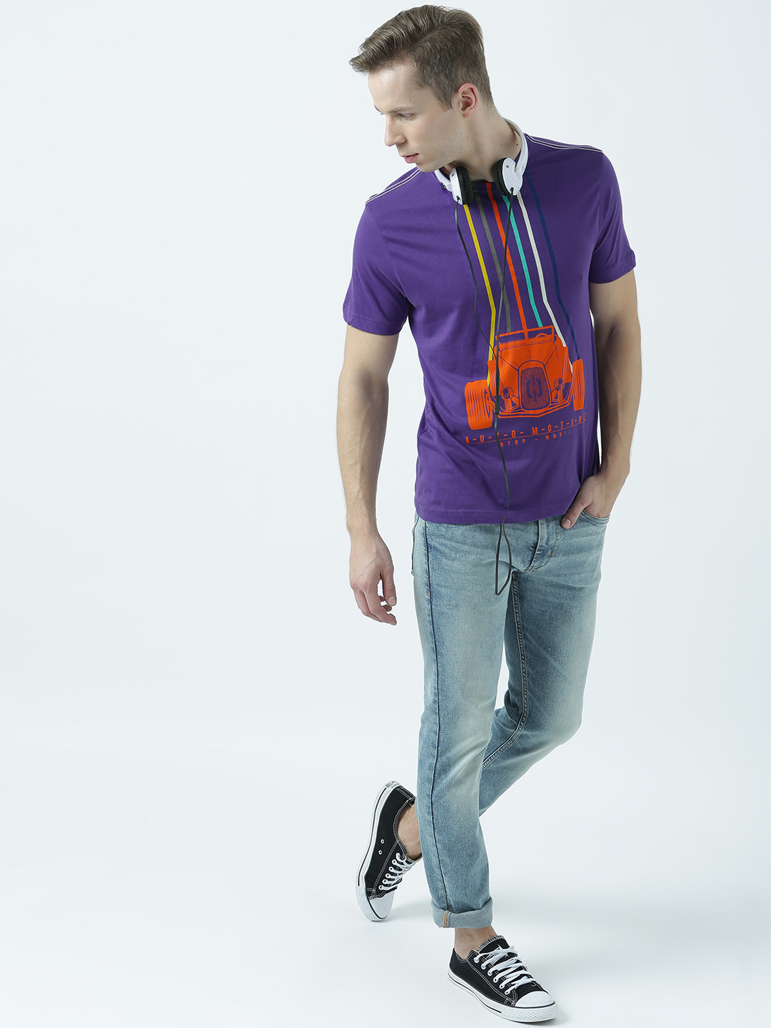 

Huetrap Men Purple Printed Round Neck T-shirt