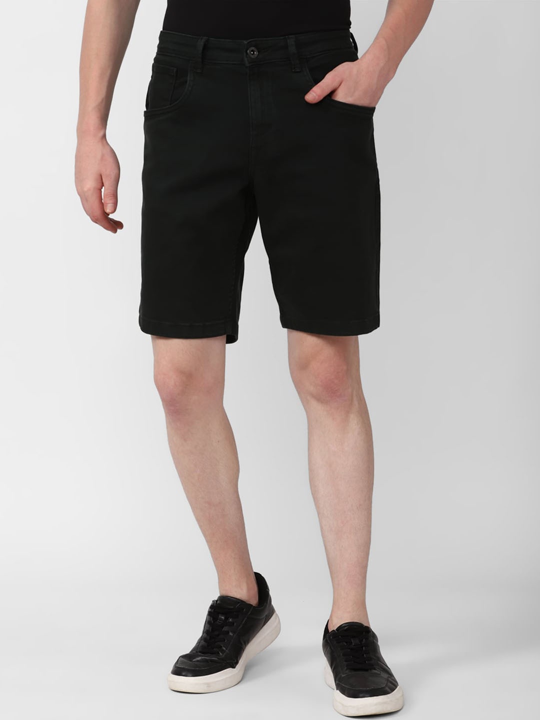 

VAN HEUSEN DENIM LABS Men Mid-Rise Shorts, Black