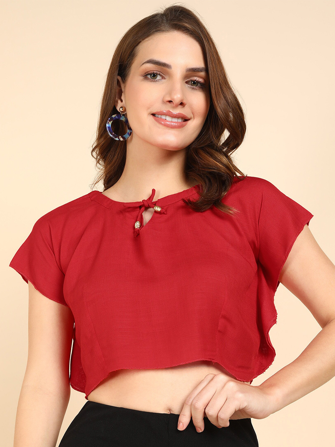 

Me Craft Tie-Up Neck Crop Top, Red