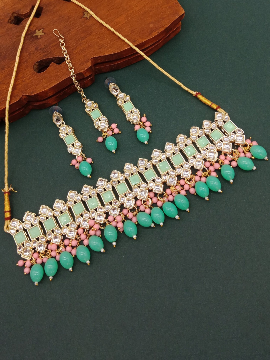 

AASHISH IMITATION Gold-Plated Stone-Studded & Beaded Necklace & Earring