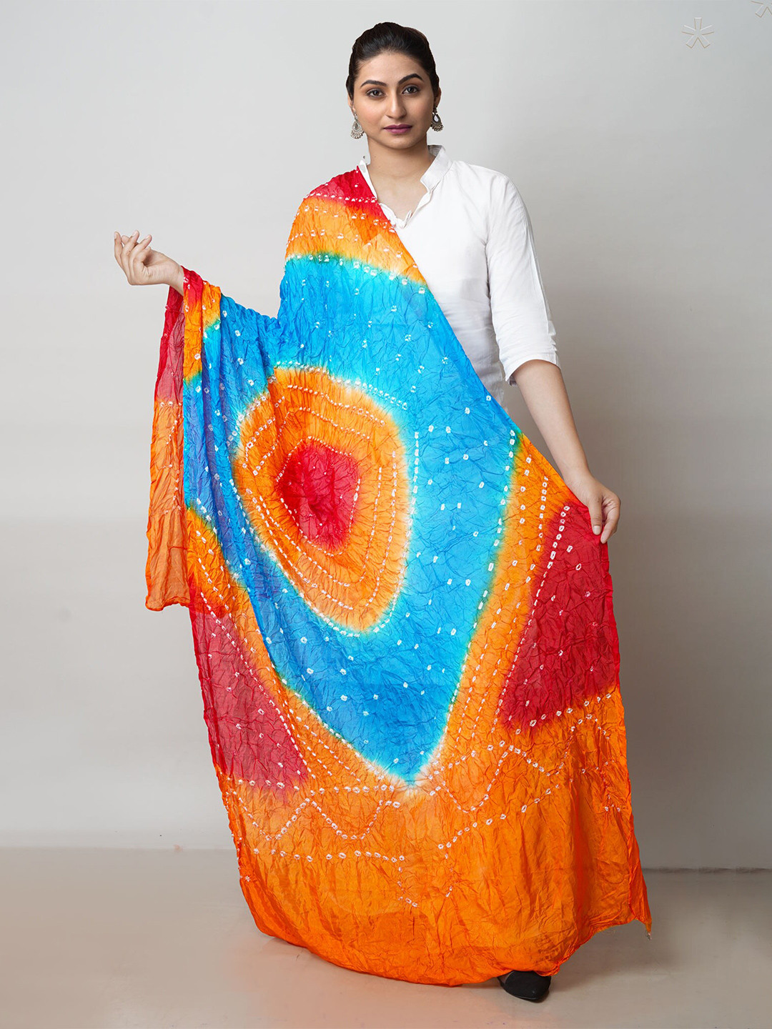 

Unnati Silks Bandhani Dyed Silk Dupatta, Orange