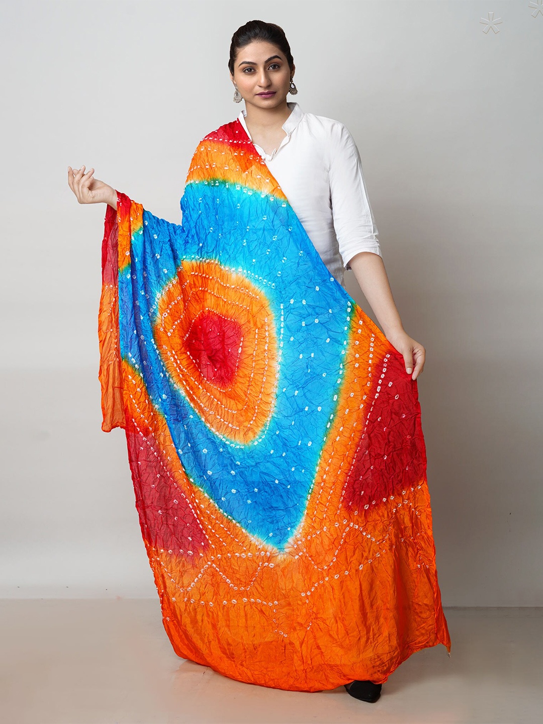 

Unnati Silks Bandhani Dyed Silk Dupatta, Blue