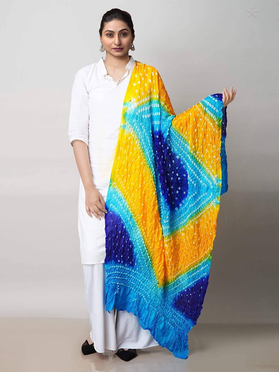 

Unnati Silks Printed Bandhani Dupatta, Yellow