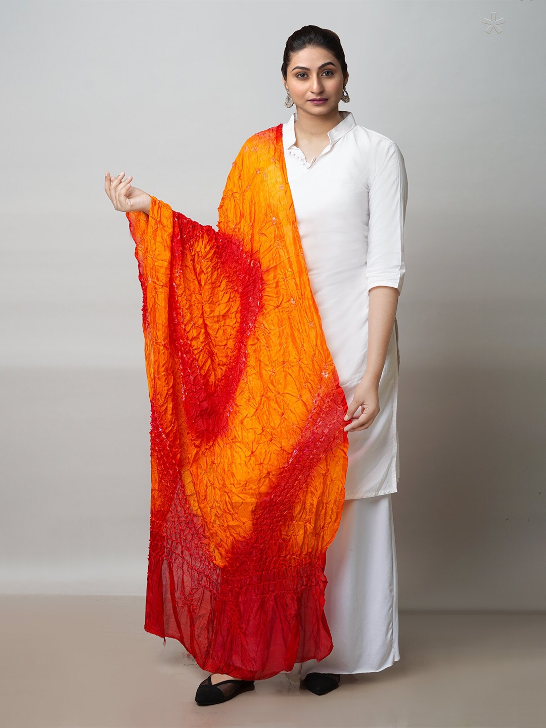 

Unnati Silks Bandhani Dyed Silk Dupatta, Red