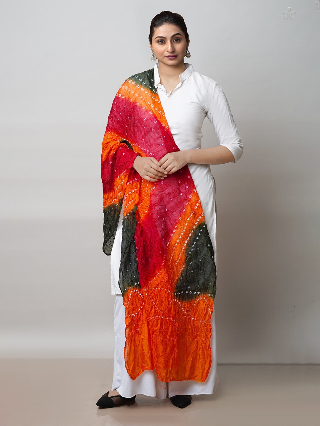 

Unnati Silks Bandhani Dyed Silk Dupatta, Orange