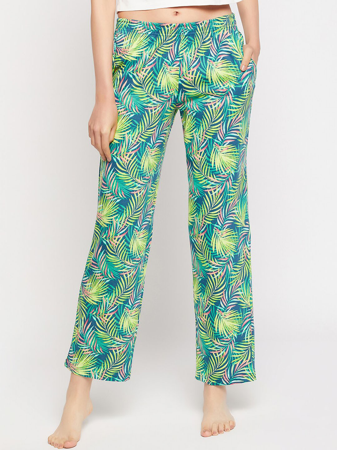 

Clovia Women Tropical Printed Pure Cotton Lounge Pants, Green