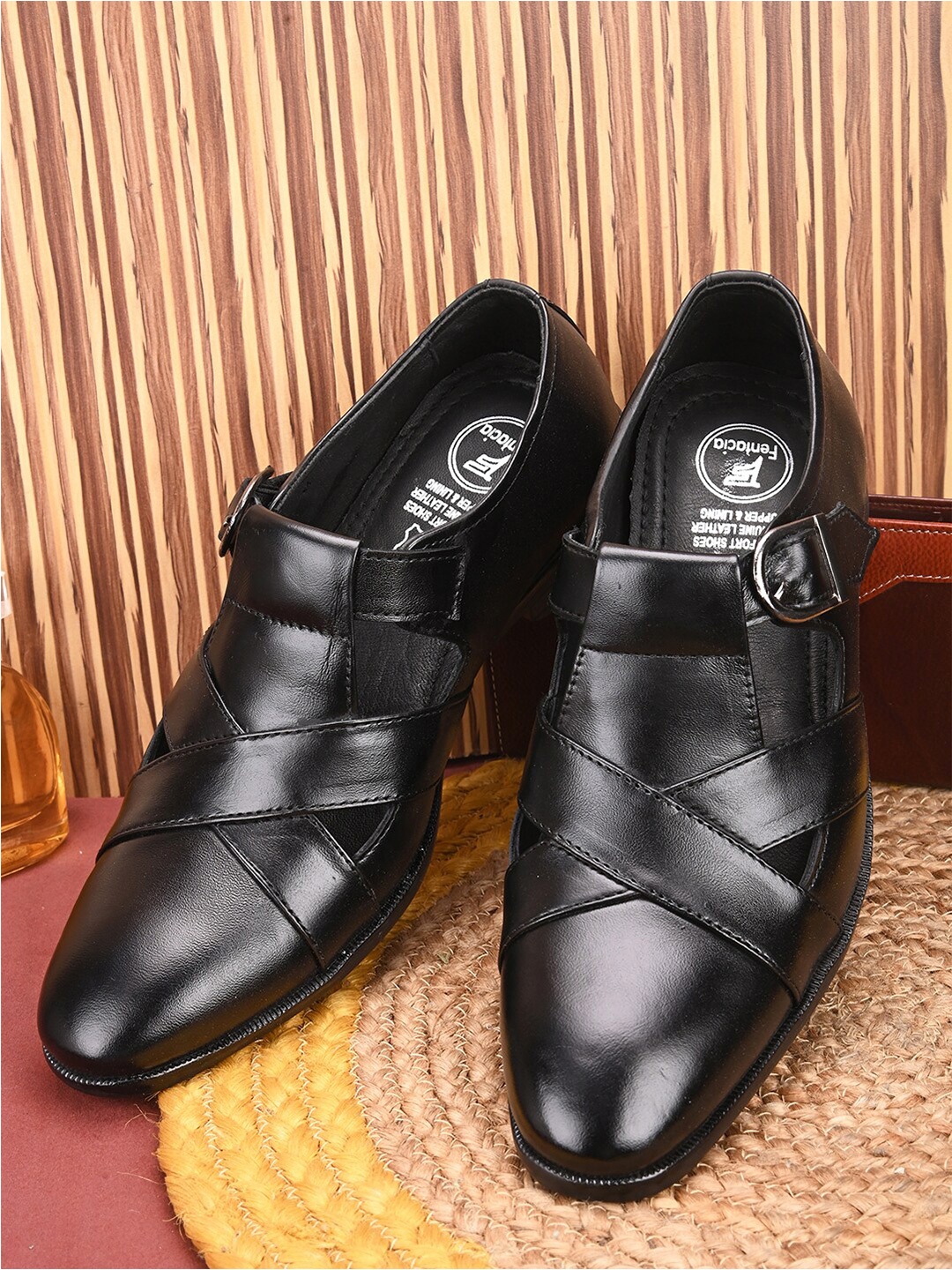 

Fentacia Men Leather Shoe-Style Sandals, Black