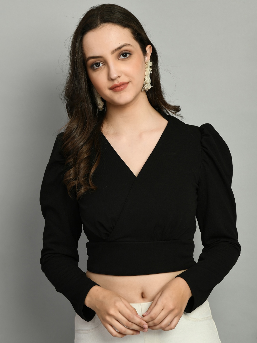 

IUGA Black Puff Sleeve Wrap Crop Top