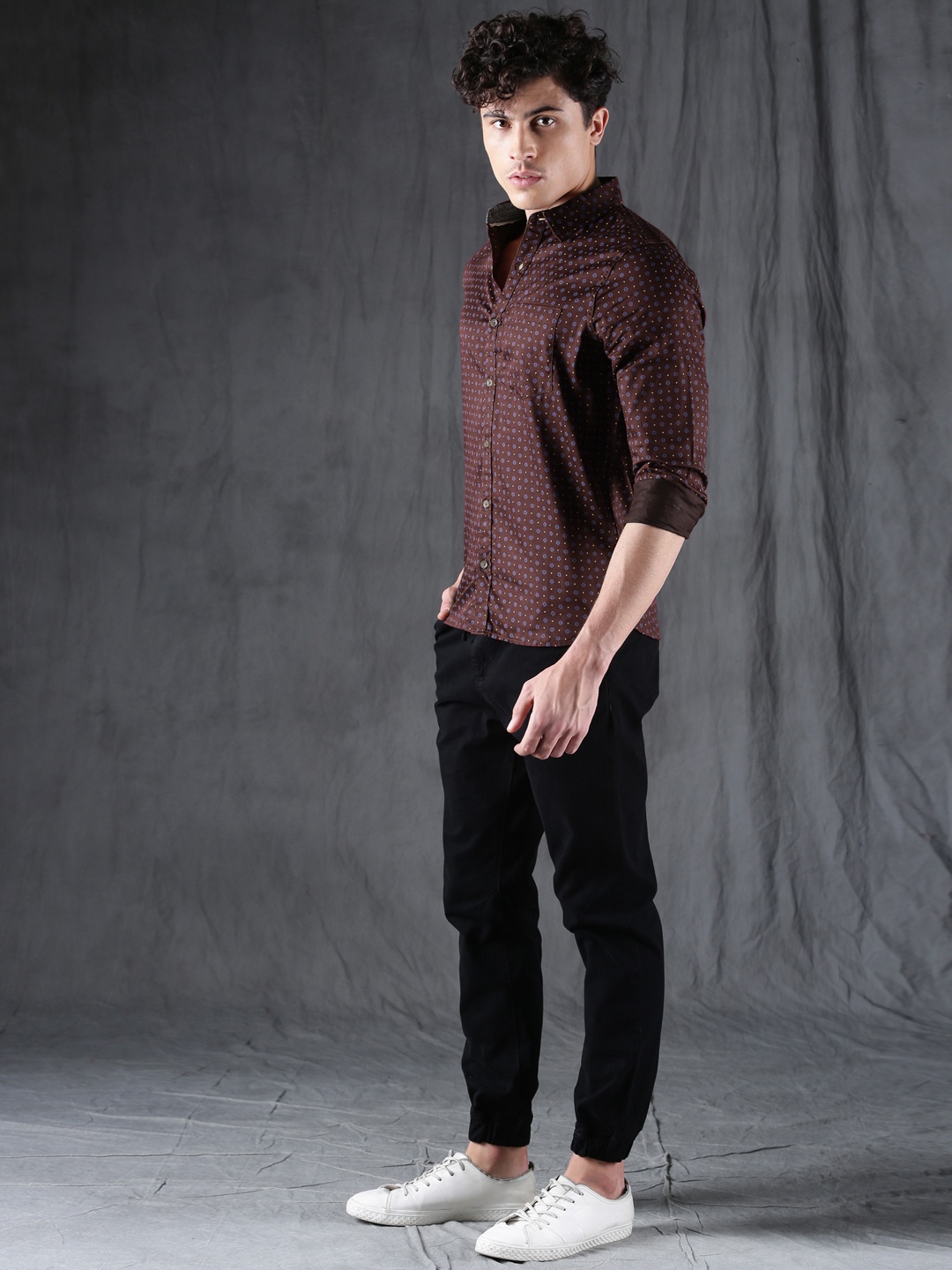 

WROGN Men Burgundy Slim Fit Printed Casual Shirt