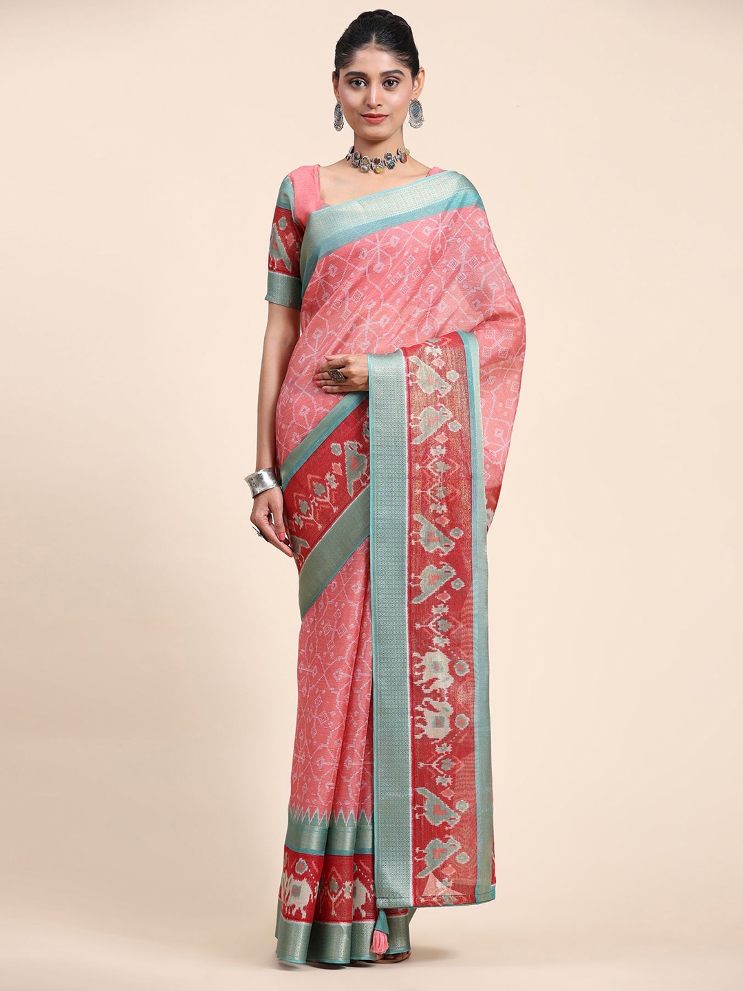 

Phenav Ethnic Motifs Printed Zari Saree, Pink