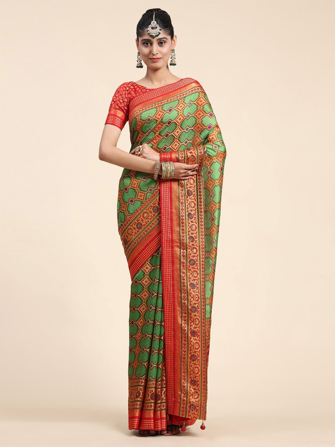 

Phenav Ethnic Motifs Zari Border Ikat Silk Saree with Blouse, Green