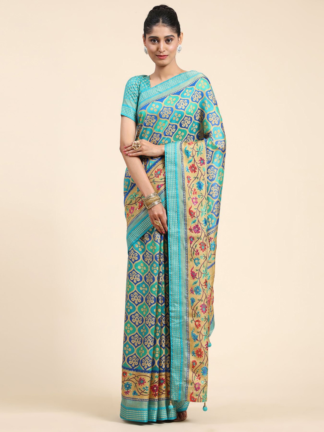 

Phenav Ethnic Motifs Zari Border Ikat Silk Saree with Blouse, Green