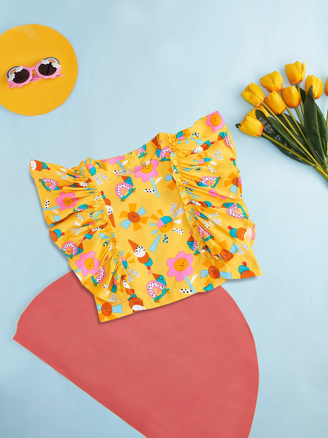 

Pantaloons Junior Girls Mustard Yellow Printed Applique T-shirt