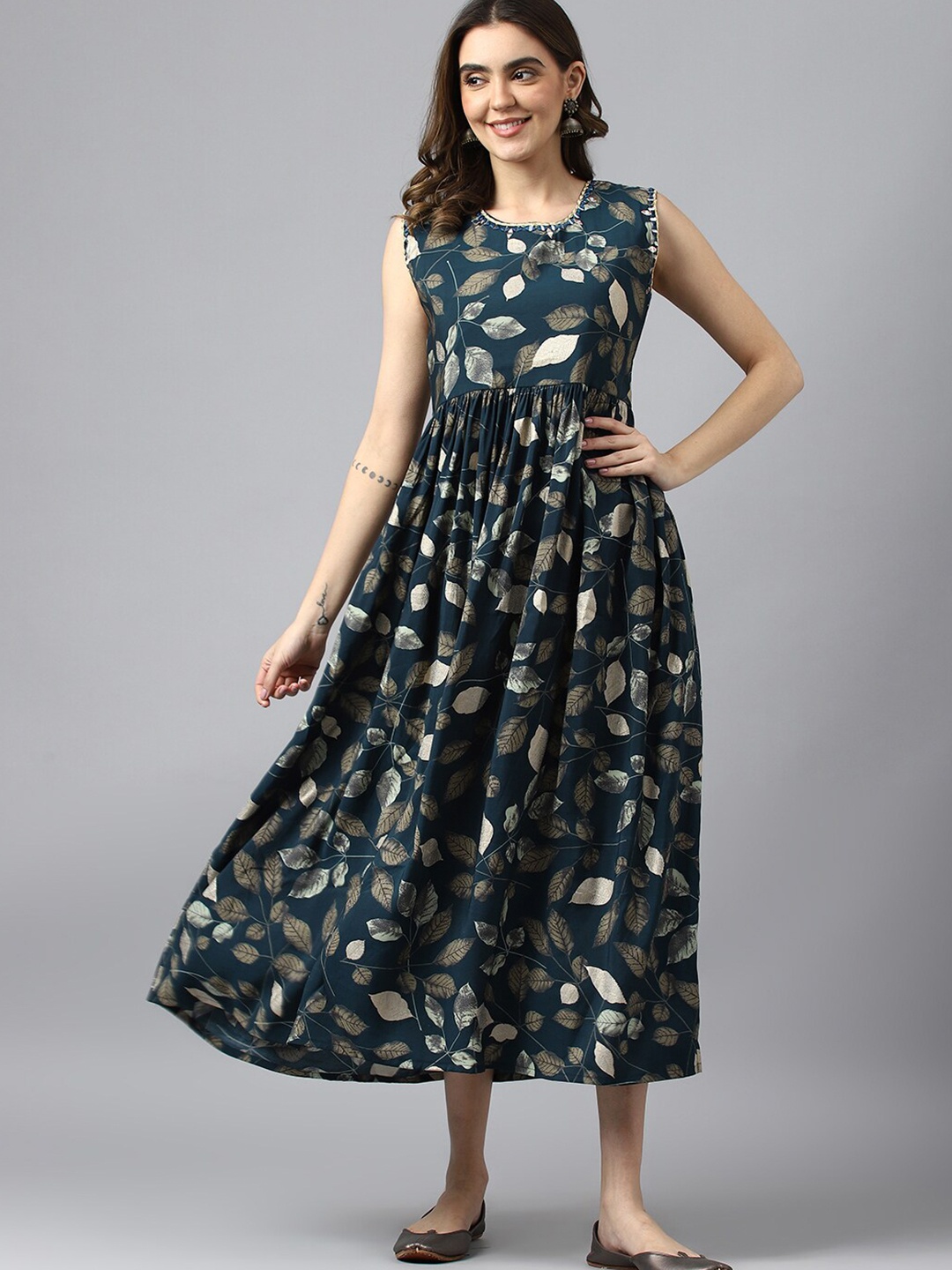 

Ishin Navy Blue Ethnic Motifs Print Maxi Dress