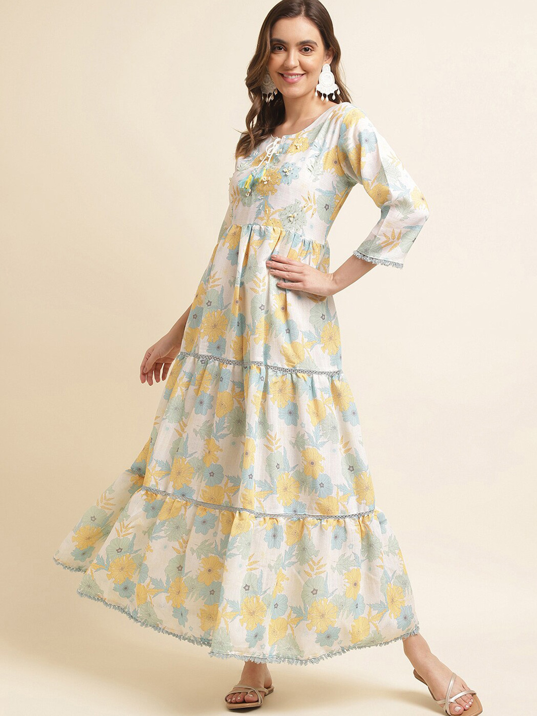 

Ishin Green Floral Print Maxi Dress