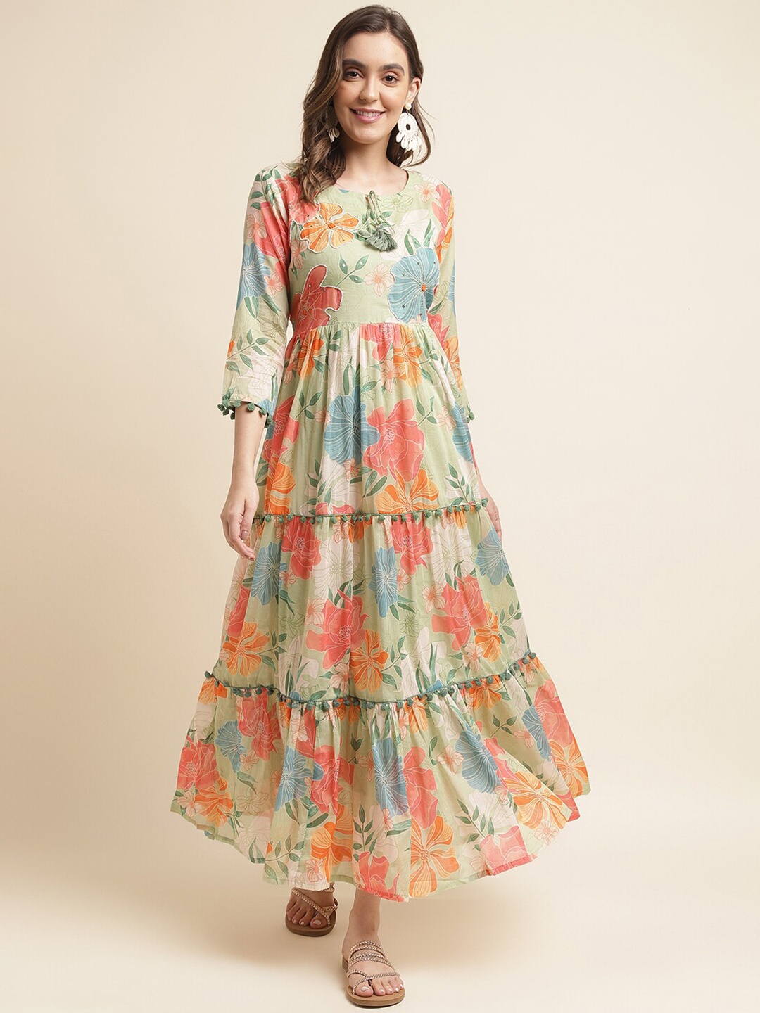 

Ishin Green Floral Print Layered Maxi Dress
