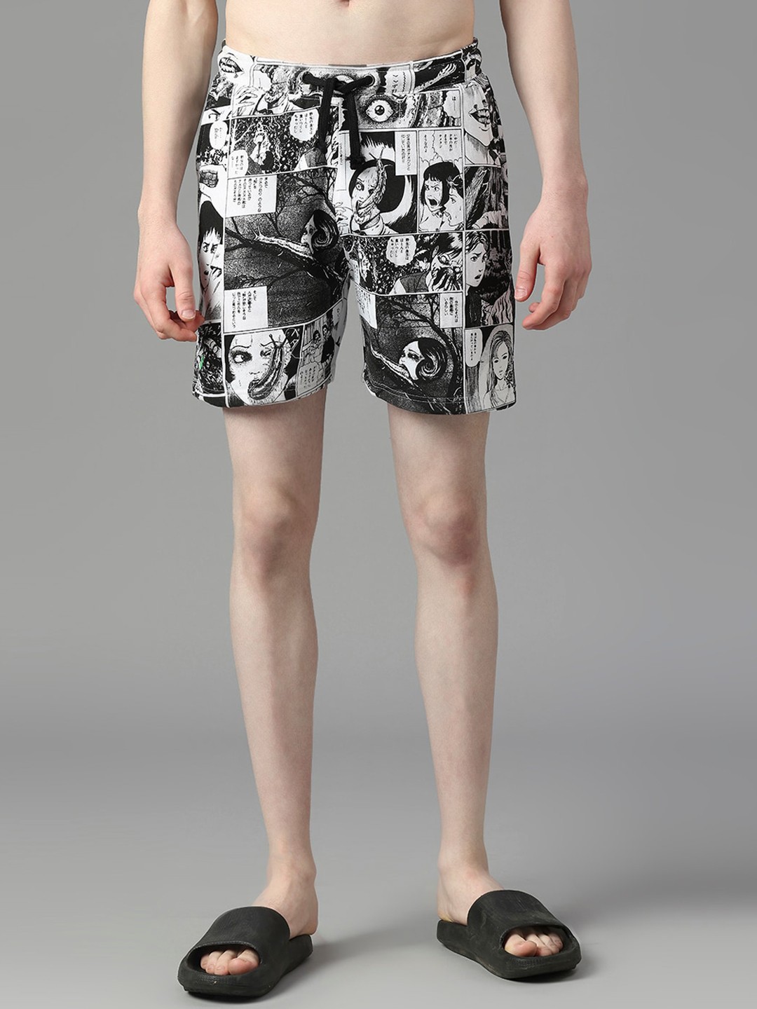 

Manaca Women Graphic Printed Cotton Shorts, Black