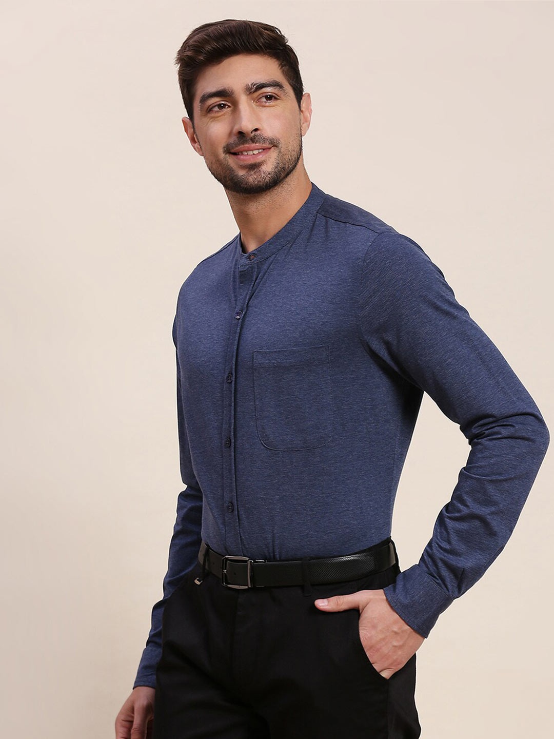 

INVICTUS Men Blue Original Slim Fit Opaque Printed Knit Formal Shirt