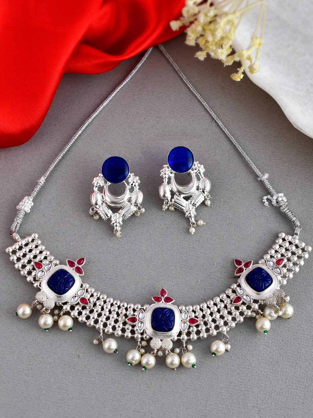 

Silvermerc Designs Silver-Plated Onyx-Studded & Beaded Brass Jewellery Set