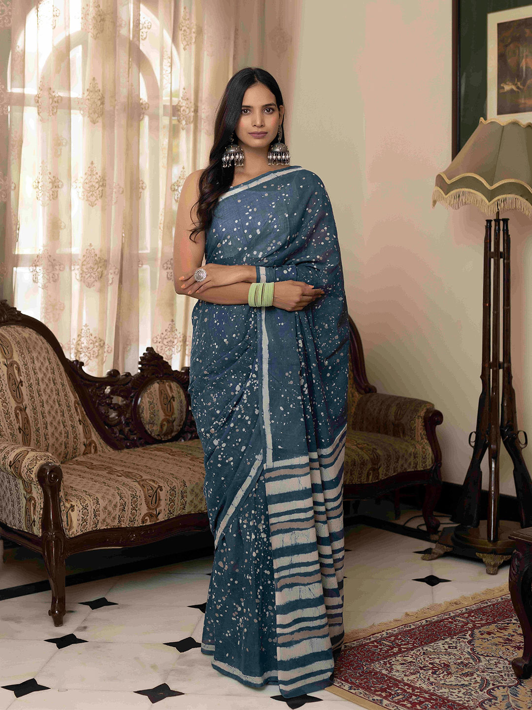 

Ragavi Abstract Printed Pure Cotton Saree, Blue