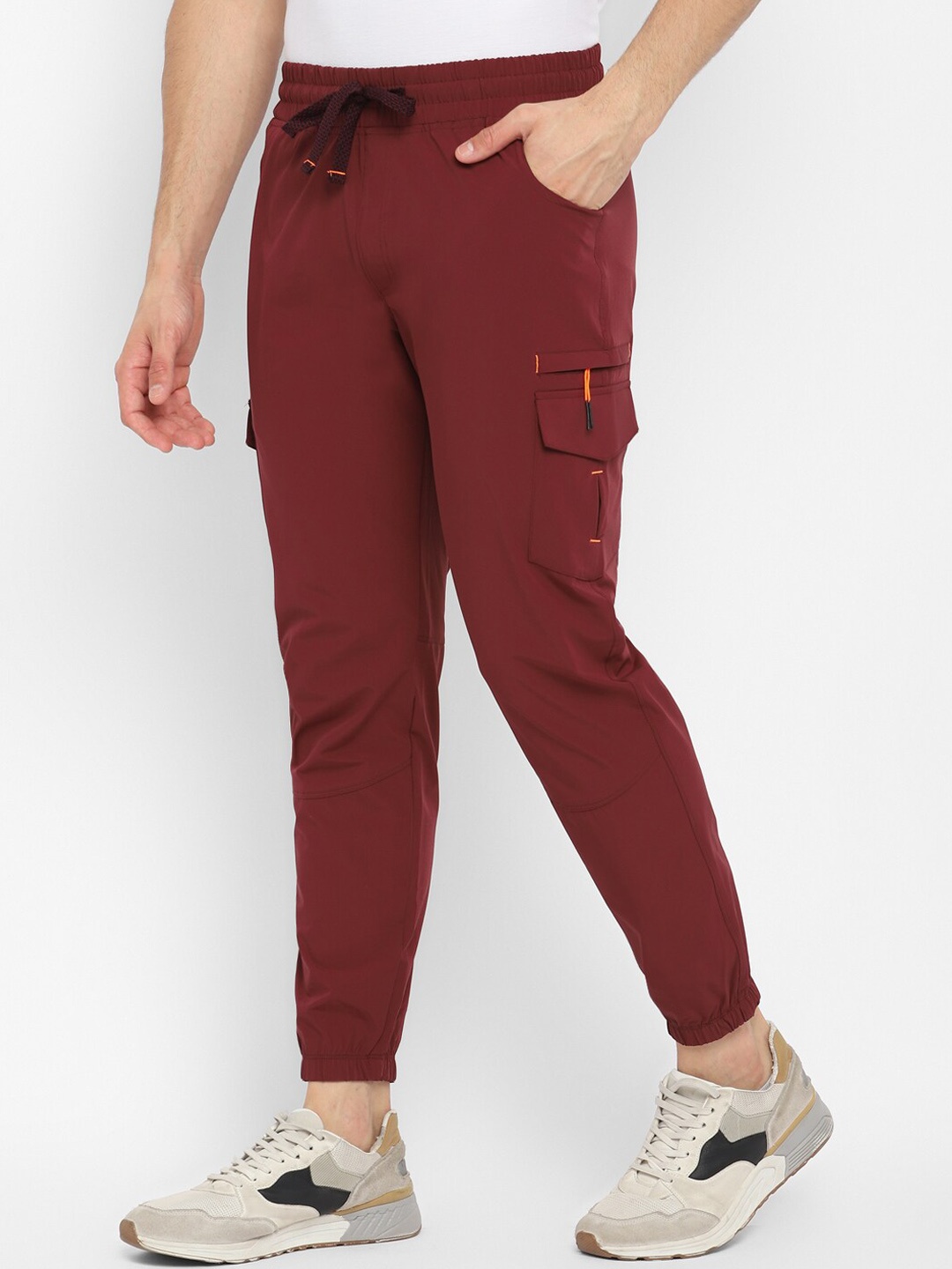 

Alan Jones Slim Fit Mid-Rise Cargo Joggers Track Pant, Maroon