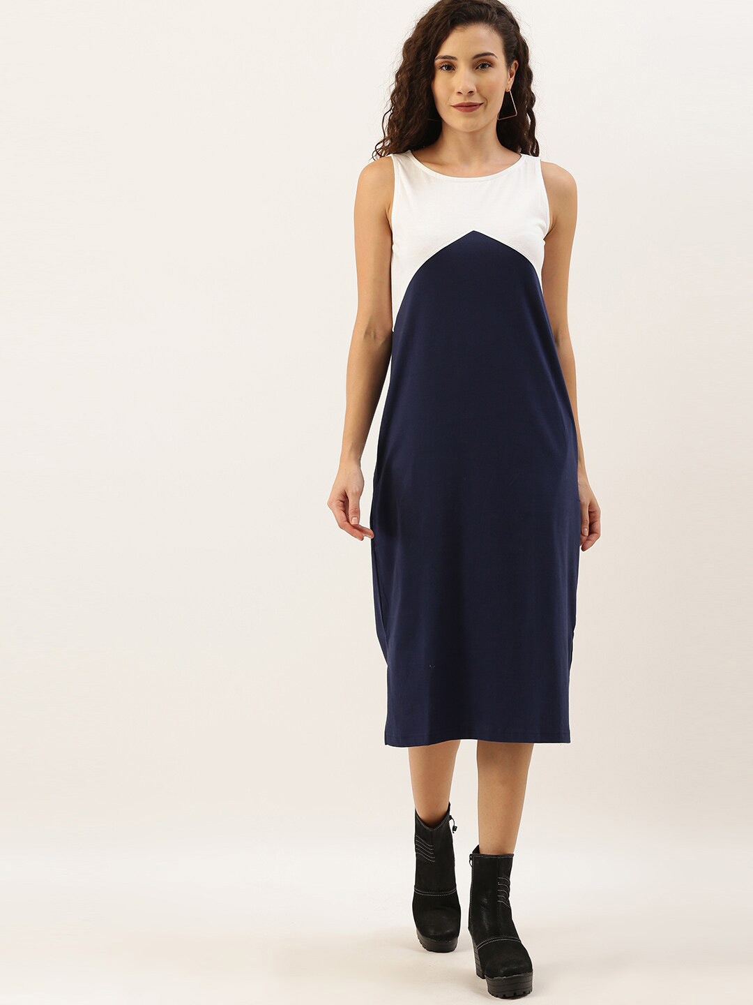 

Mast & Harbour Navy Blue Colourblocked A-Line Midi Dress
