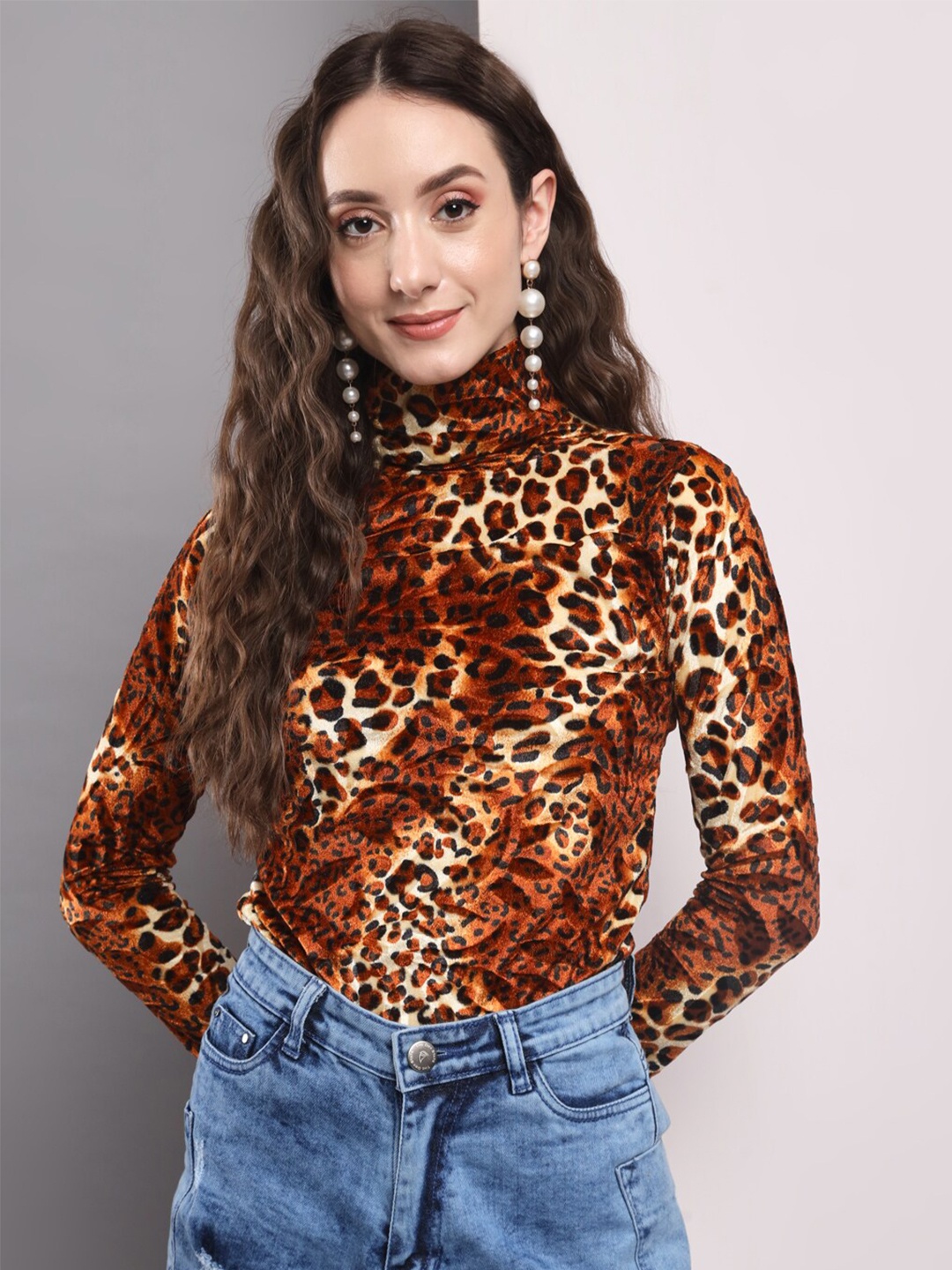 

BAESD Animal Printed Fitted Top, Brown