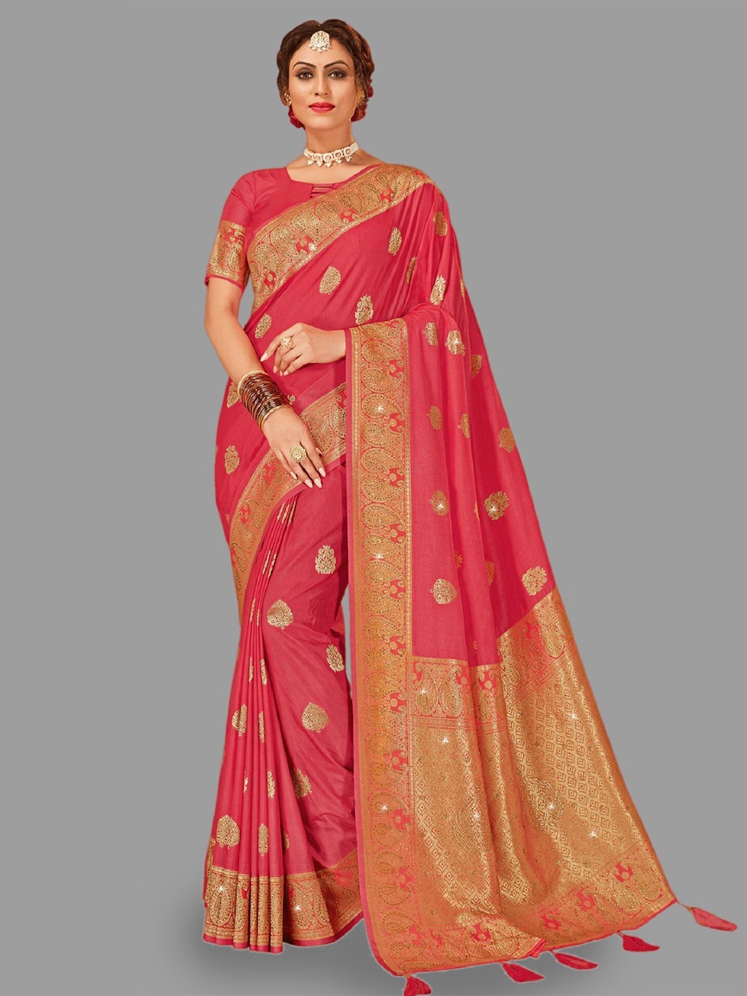 

HASRI Coral & Gold-Toned Woven Design Zari Pure Silk Banarasi Saree