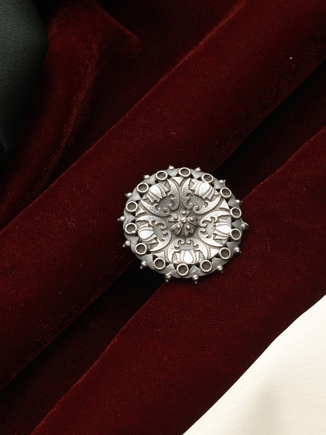 

Priyaasi Silver-Plated Oxidised Ring